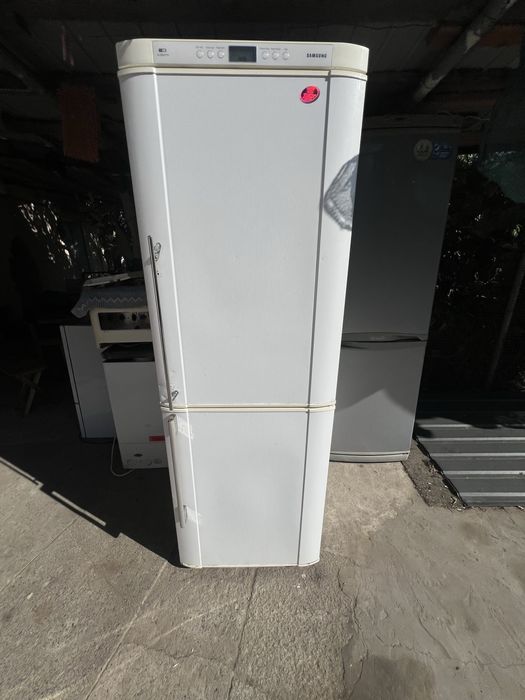 Холодильник Samsung RL28DATS/TW