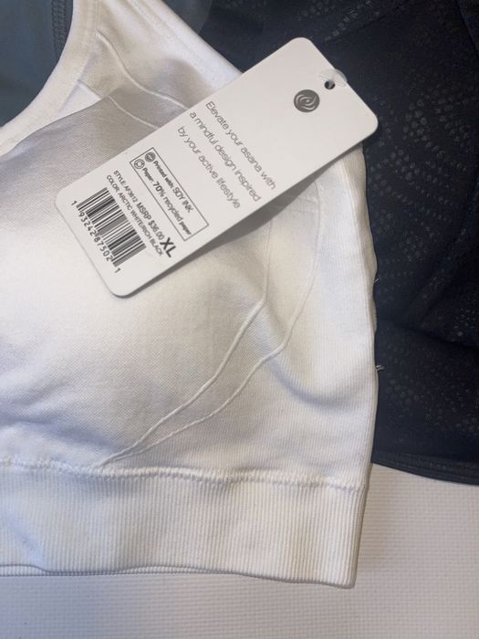 Лот топів бюстгалтери Америка Apana Layer8