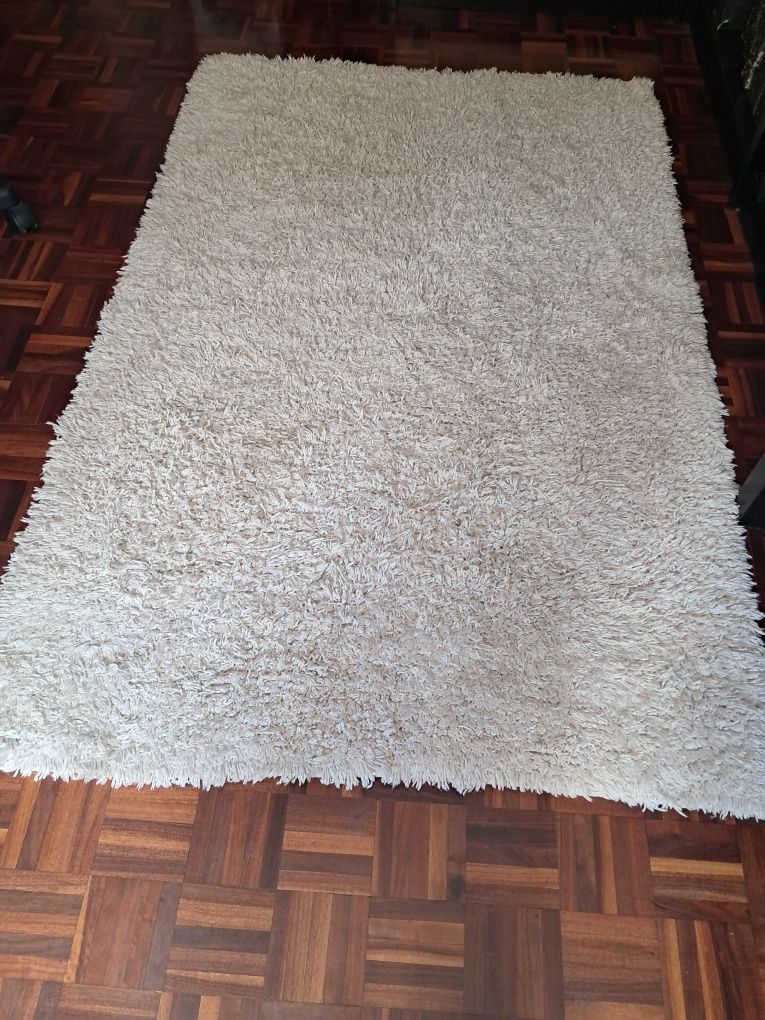 Carpete creme c/nova
