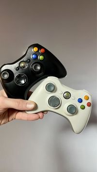 Xbox 360 геймпад black and white