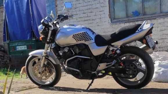 Продам HONDA CB 400 SF vtek