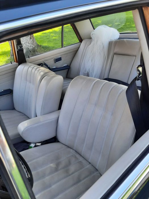 Auto samochód do ślubu zabytkowy Mercedes retro