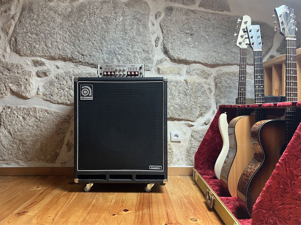 Coluna Ampeg SVT 18 E Classic Made in USA