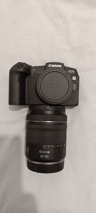 Maquina fotografica canon EOS RP