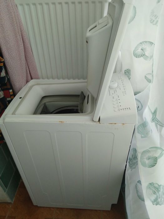 Пральна машина з вертикальною загрузкою