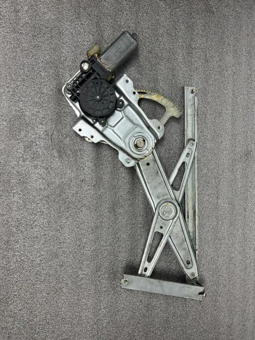 Elevador vidros frente direito TOYOTA Yaris (_P1_)