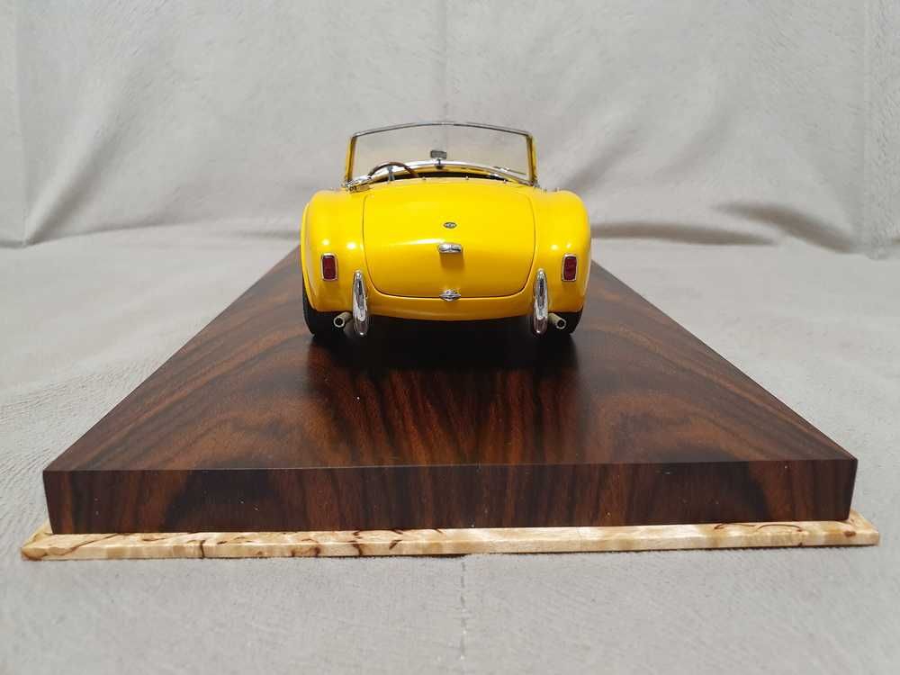 1 18 Exoto Cobra Roadster 260 The First Painting Car 1962