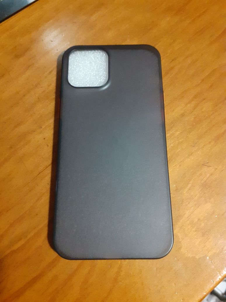 Capas iphone 12 pro  novas