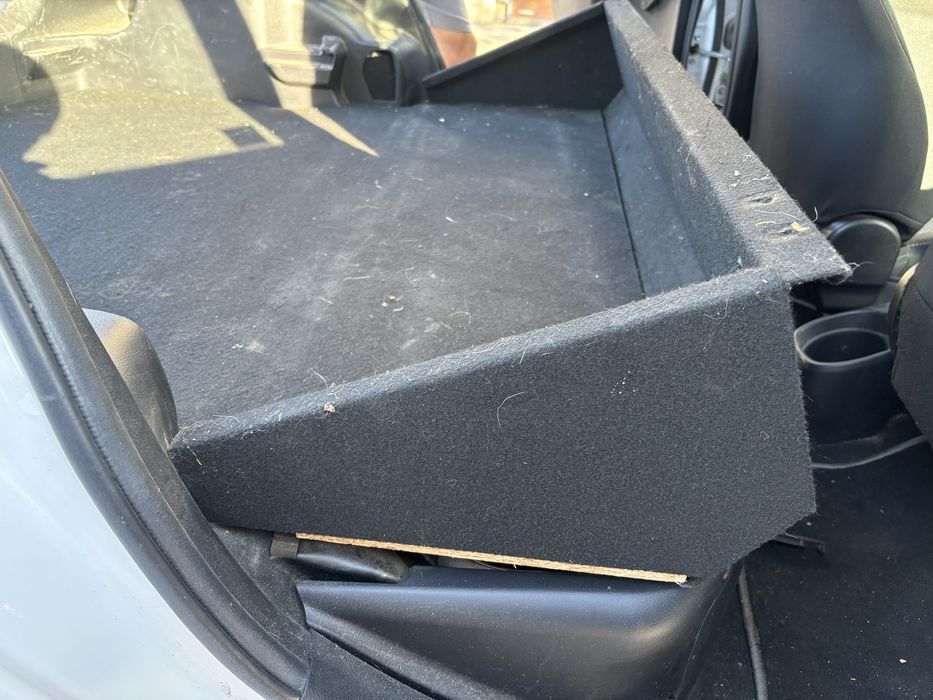 Przekladka podłoga zabudowa do Van hybryda Toyota Yaris III 2016 r