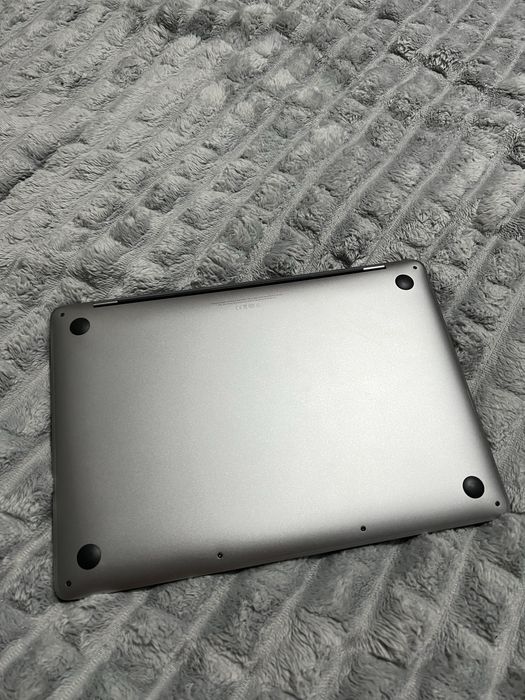 MacBook Pro 13 (2019р) , touch bar , ОФІЦІЙНИЙ