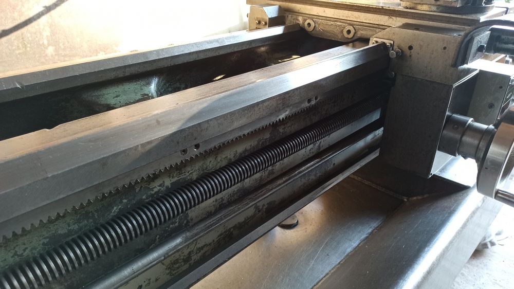 Tokarka Harrison M400