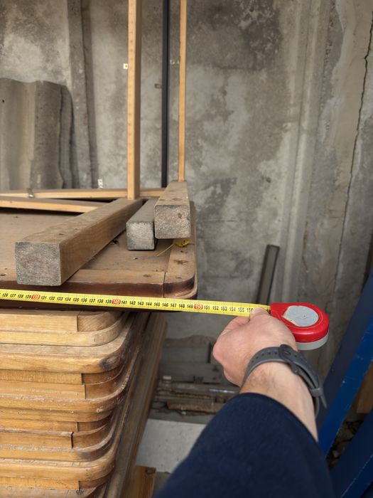 Набір столів з буку. 12 штук.