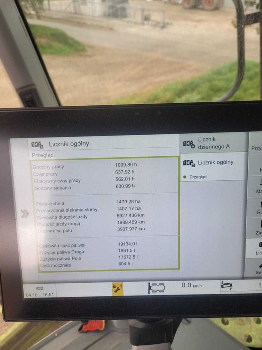 Kombajn Claas Tucano 420 + heder Vario V560