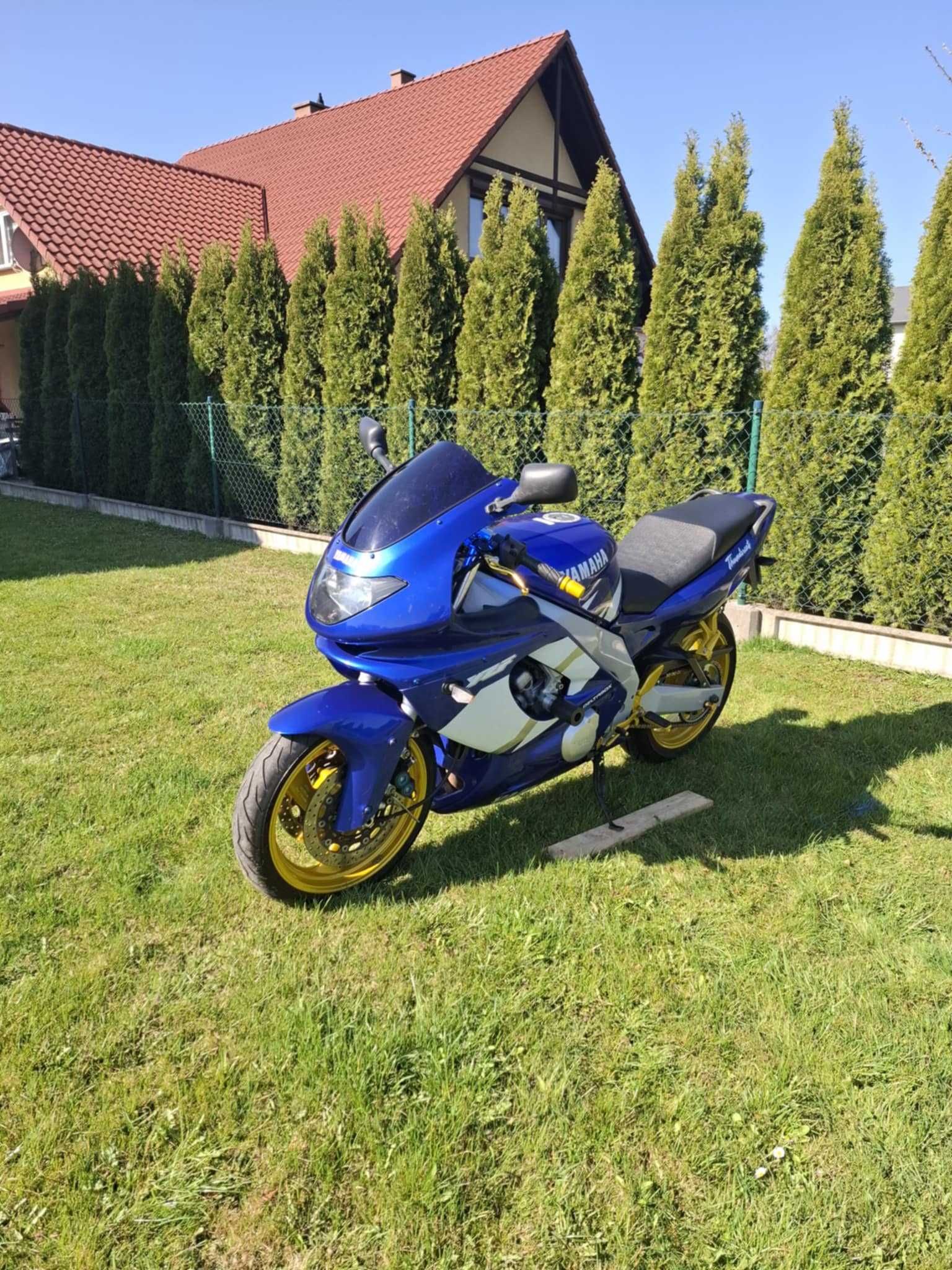 Motocykl Yamaha YZF Thundercat