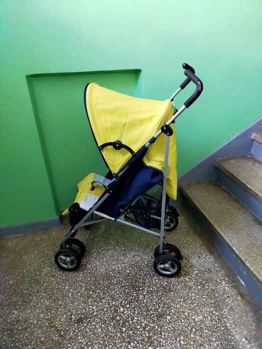 Wózek spacerowy typu parasolka Coneco