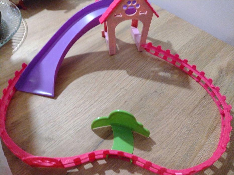 Barbie plac zabaw dla piesków