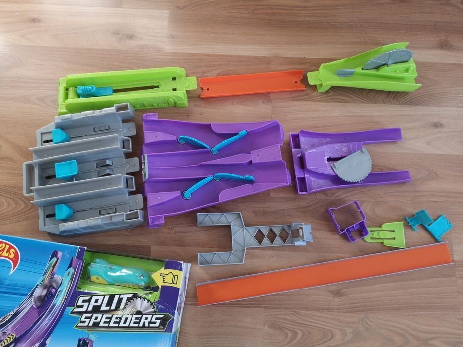 Hot wheels zestaw torów i wyrzutni