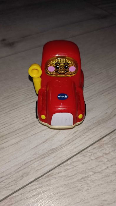 Interaktywny samochód tut tut traktor vtech samochód