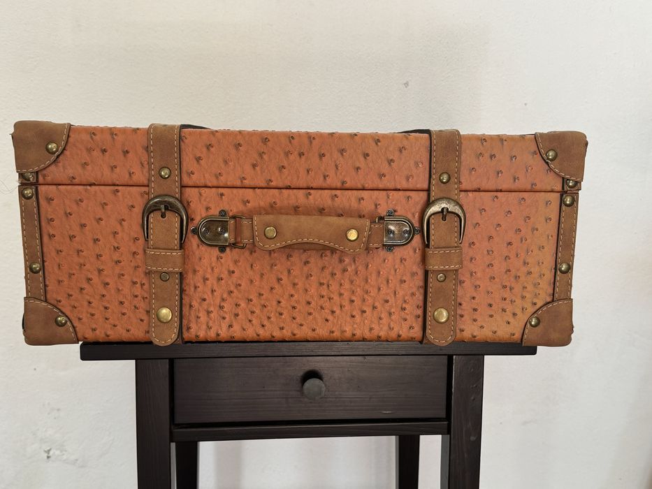 Mala / Baú Vintage - Novo! (52x33x20cm)