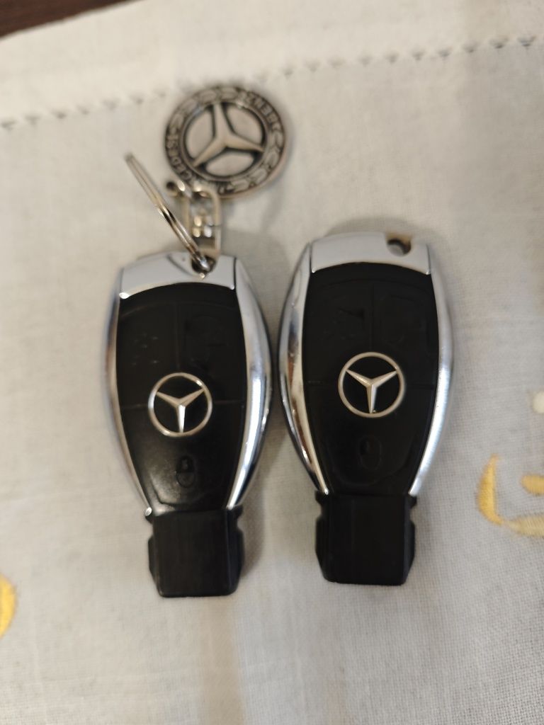 Mercedes Benz E 320