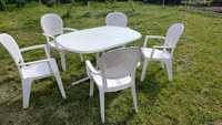 Stół z krzesłami ogrodowymi firmy Grosfillex