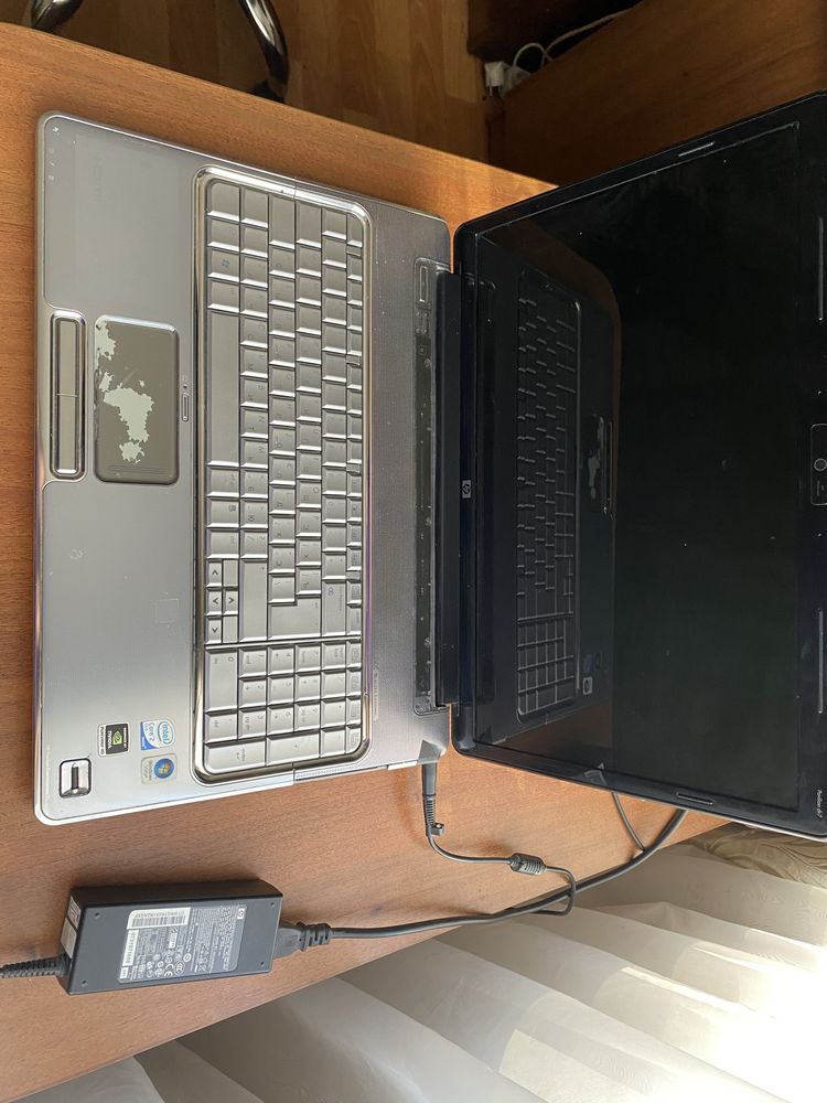 Ноутбук HP dv7-1190er/17” 1440x900/HDD320Gb/6gb/Nvidia GeForce 9600GT