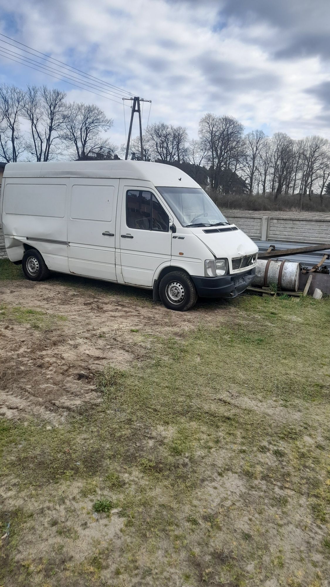 sprzedam opony-koła vw lt sprinter rozmiar 225/70/15C