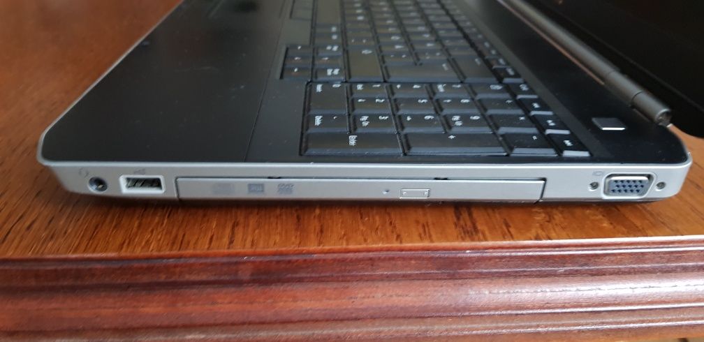 Laptop Dell latitude E 5520