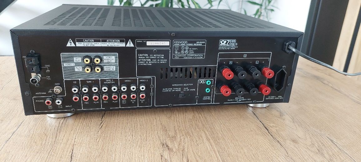 Kenwood kr-v6030 Amplituner