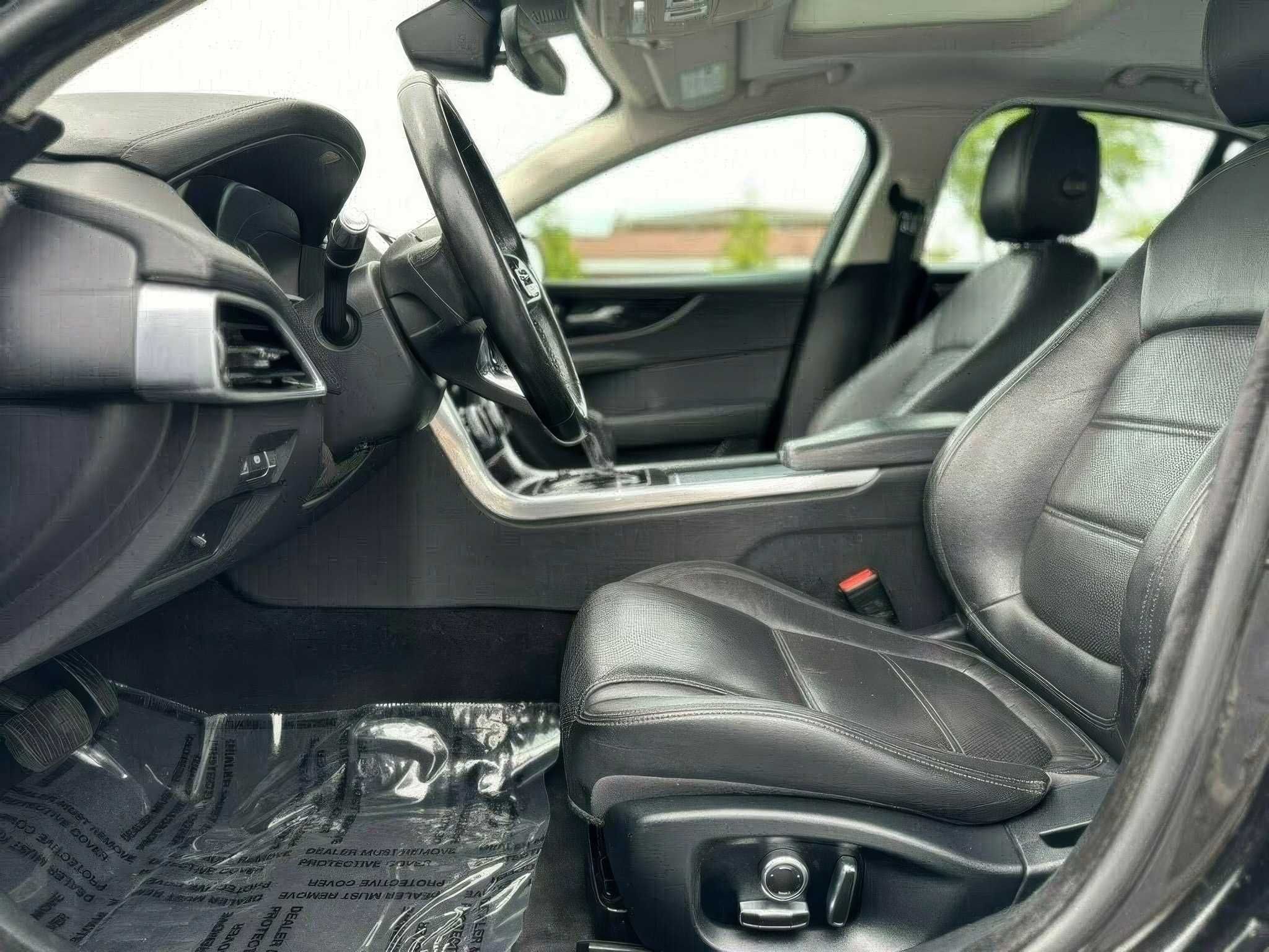 2020 Jaguar XE P250 S