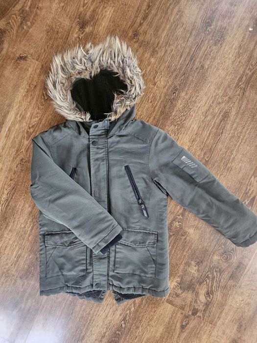 Kurtka ocieplana na chlopca 8-9 lat Primark