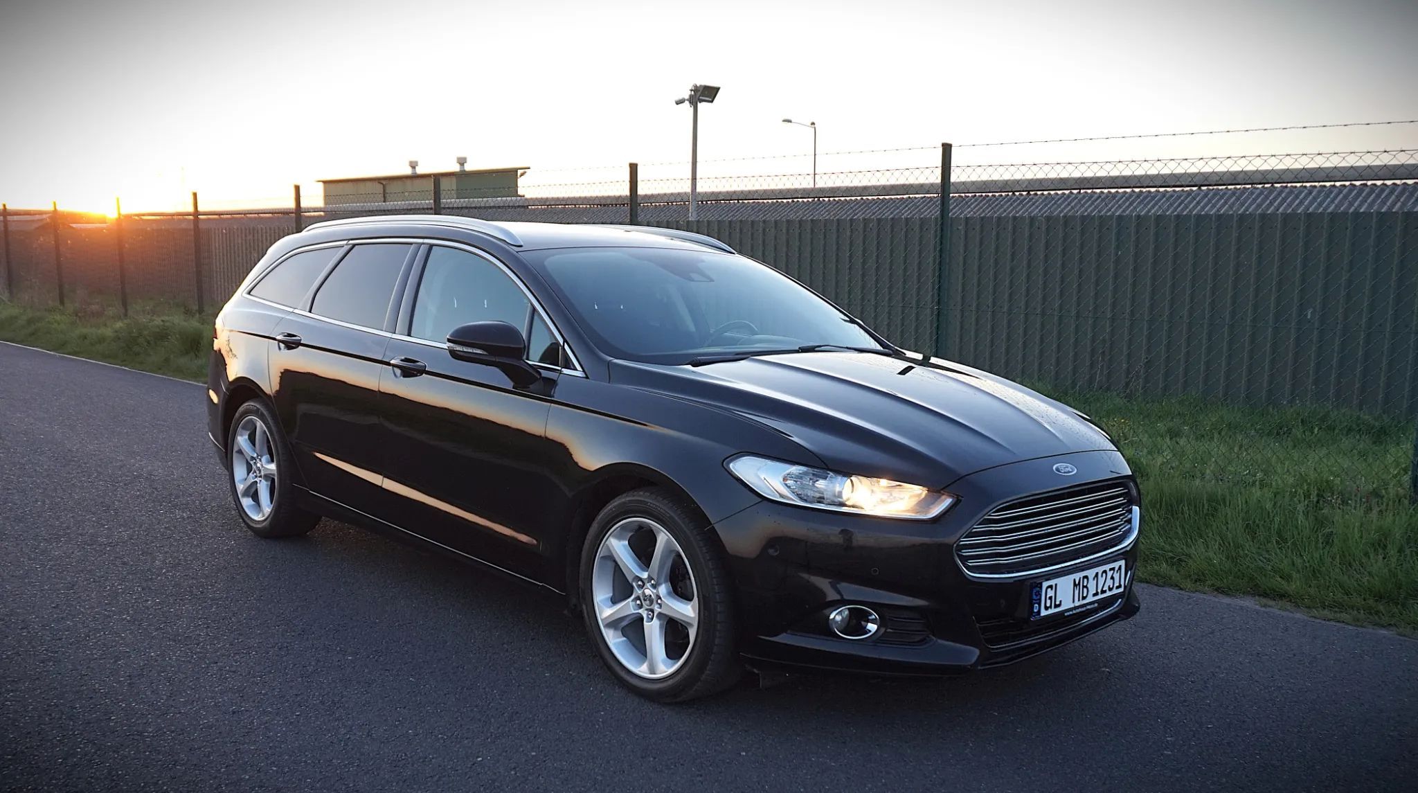 Ford C-MAX bezwypadkowy automat