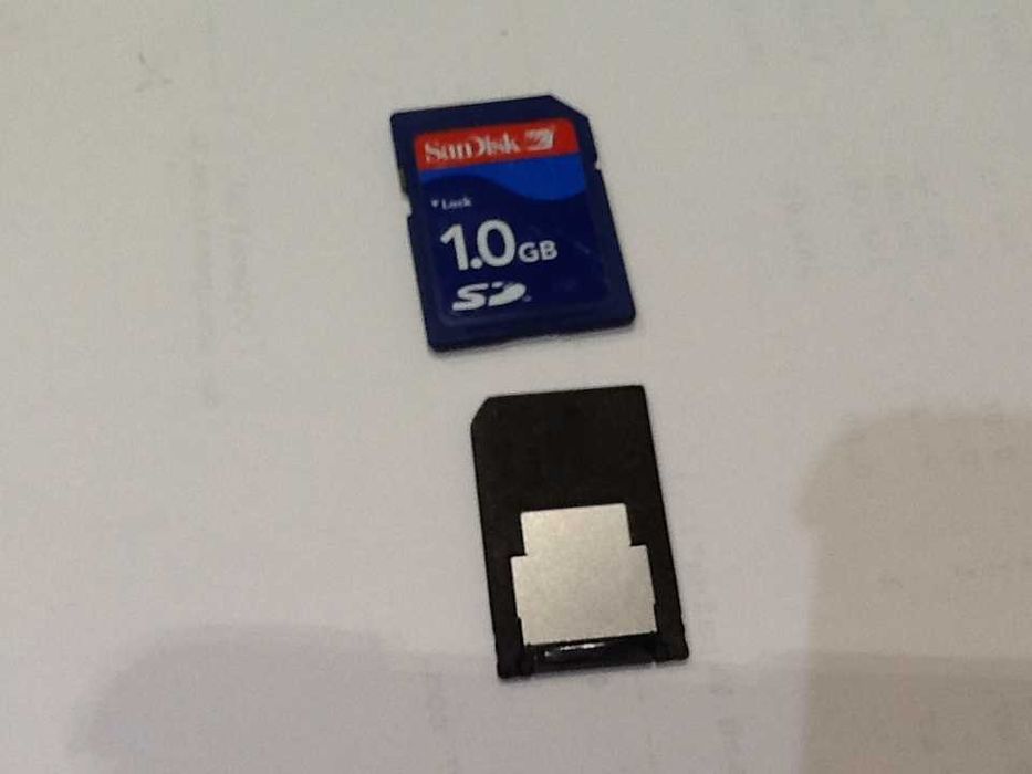 СД  карты  ПАМЯТИ  32*16*8  ГБ рабочие