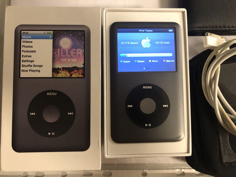 iPod classic 160 GB  7 th + чехол