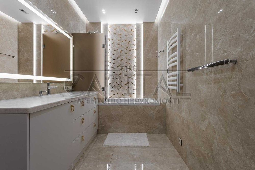 Дизайнерська 3-кімнатна квартира 120 м² з ремонтом в ЖК «Поділ Град»