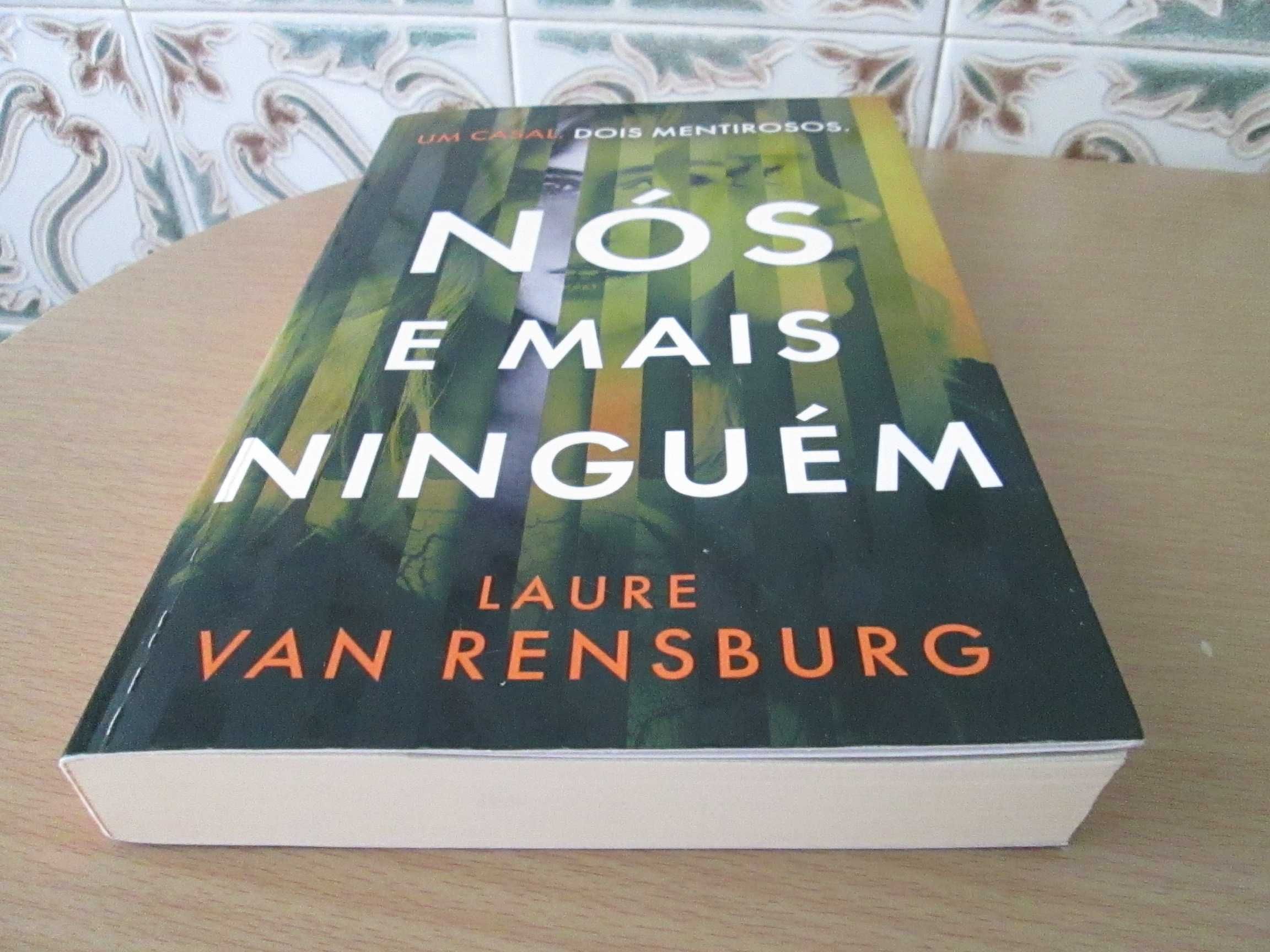 Nós e Mais Ninguém de Laure Van Rensburg (oferta de portes)