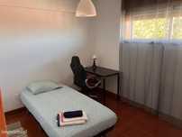 685710 - Quiet single bedroom w nice views next...