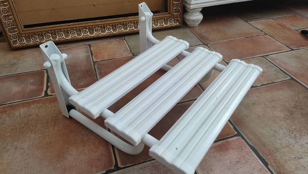 Stojak pod prysznic 40/40 metalowy nowy