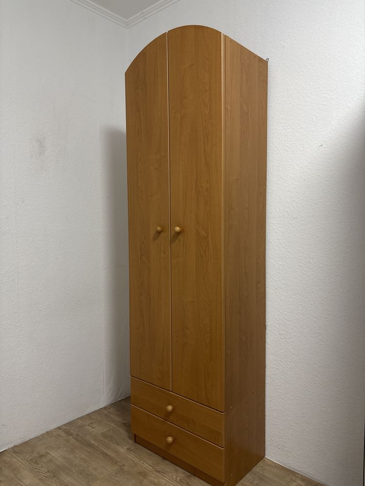 Szafa z szufladami
