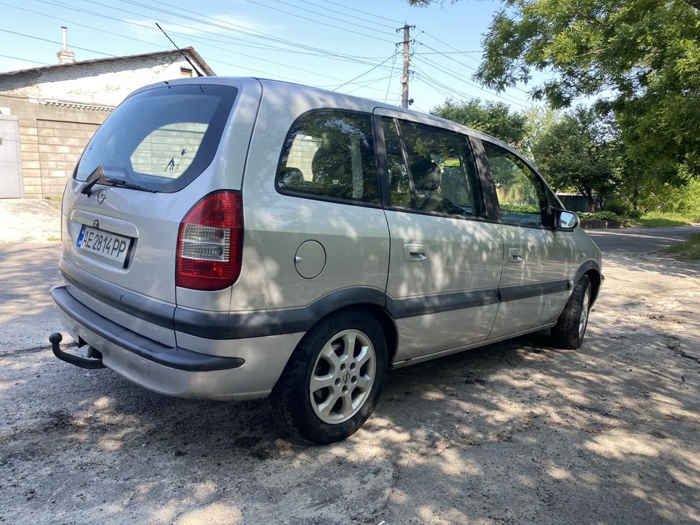 Продам Opel zafira