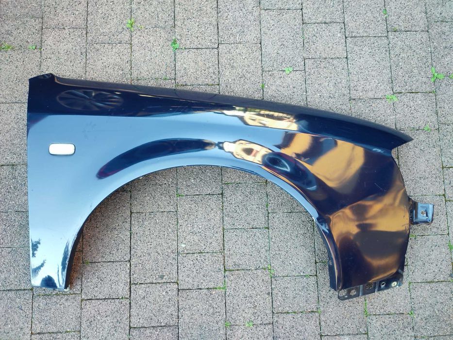 Błotnik Prawy Audi A6 C5 LY5K