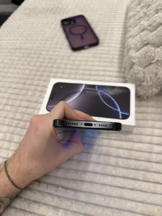 100% батарея iPhone 16 Pro Max 512 GB, з гарантією, фізична SIM