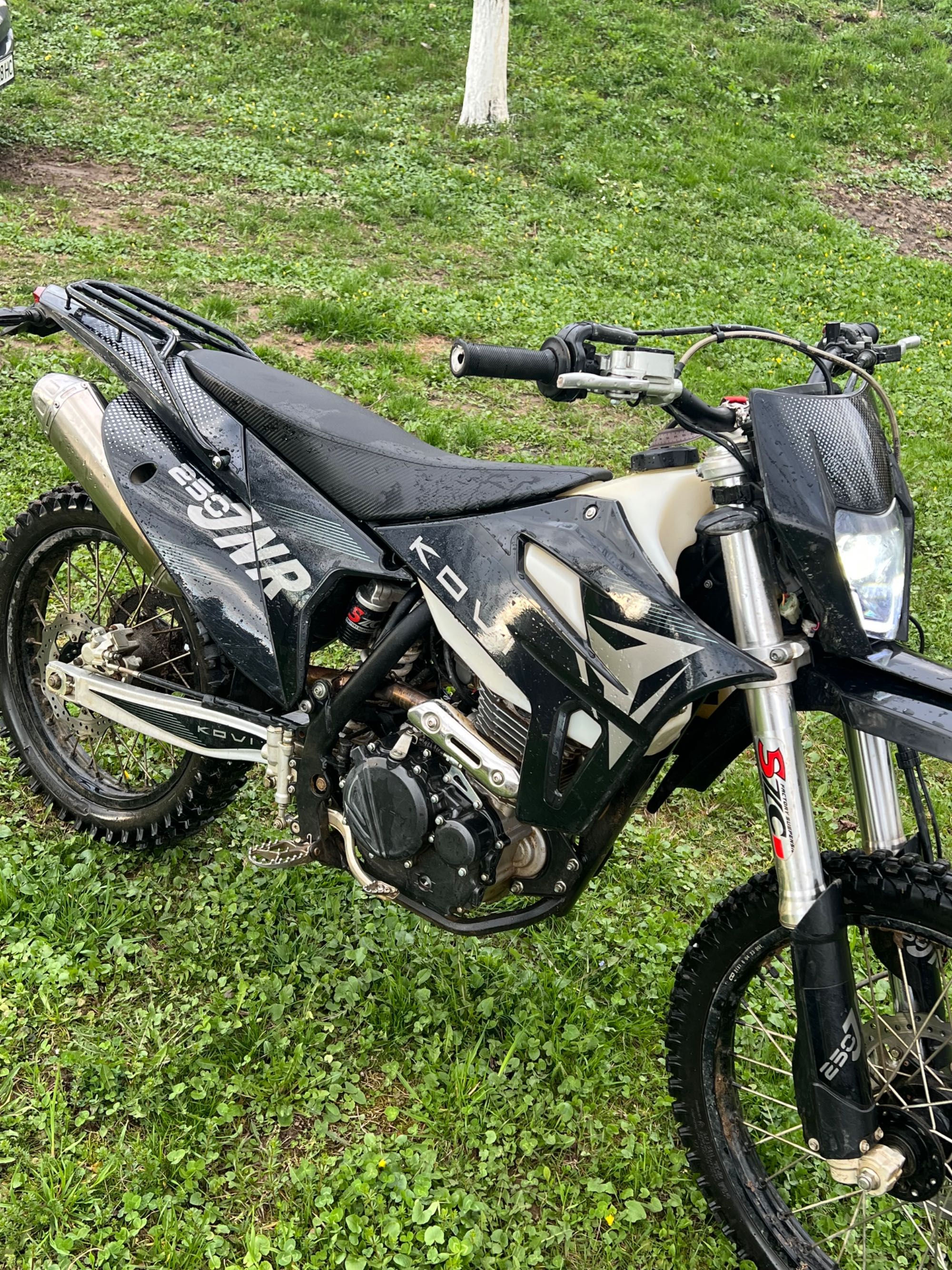 Kovi    jnr   250