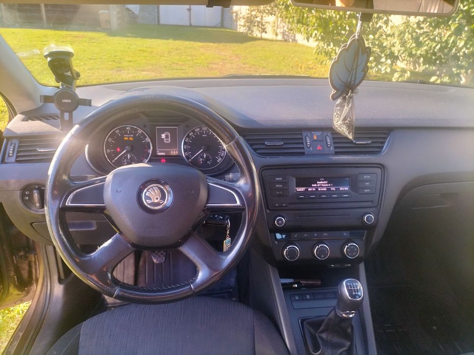 Sprzedam SKODĘ OKTAWIĘ  2014 ROK