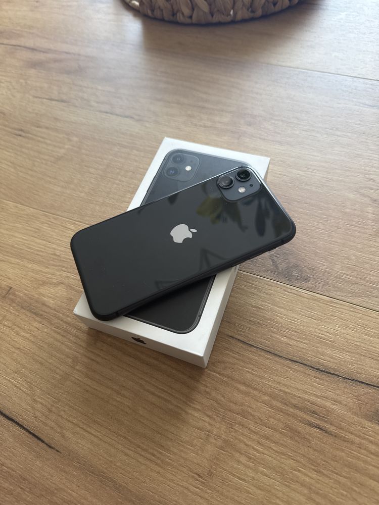 iPhone  11 , Black,64 GB . Bateria 100%