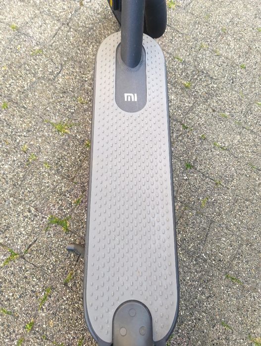 Xiaomi scooter essential zadbana odblokowana 30km/h