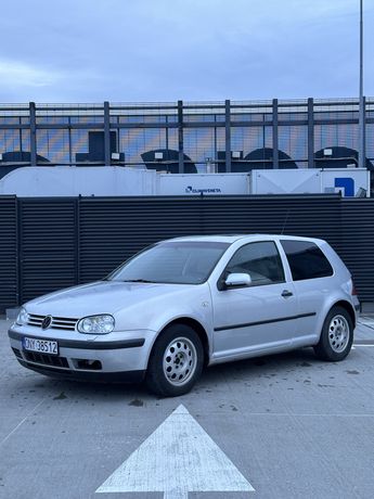 Volkswagen Golf IV 1.4 benzyna