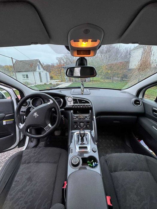 Peugeot 3008, гібрид, дизель, мотор 2.0, кінець 2013 рік