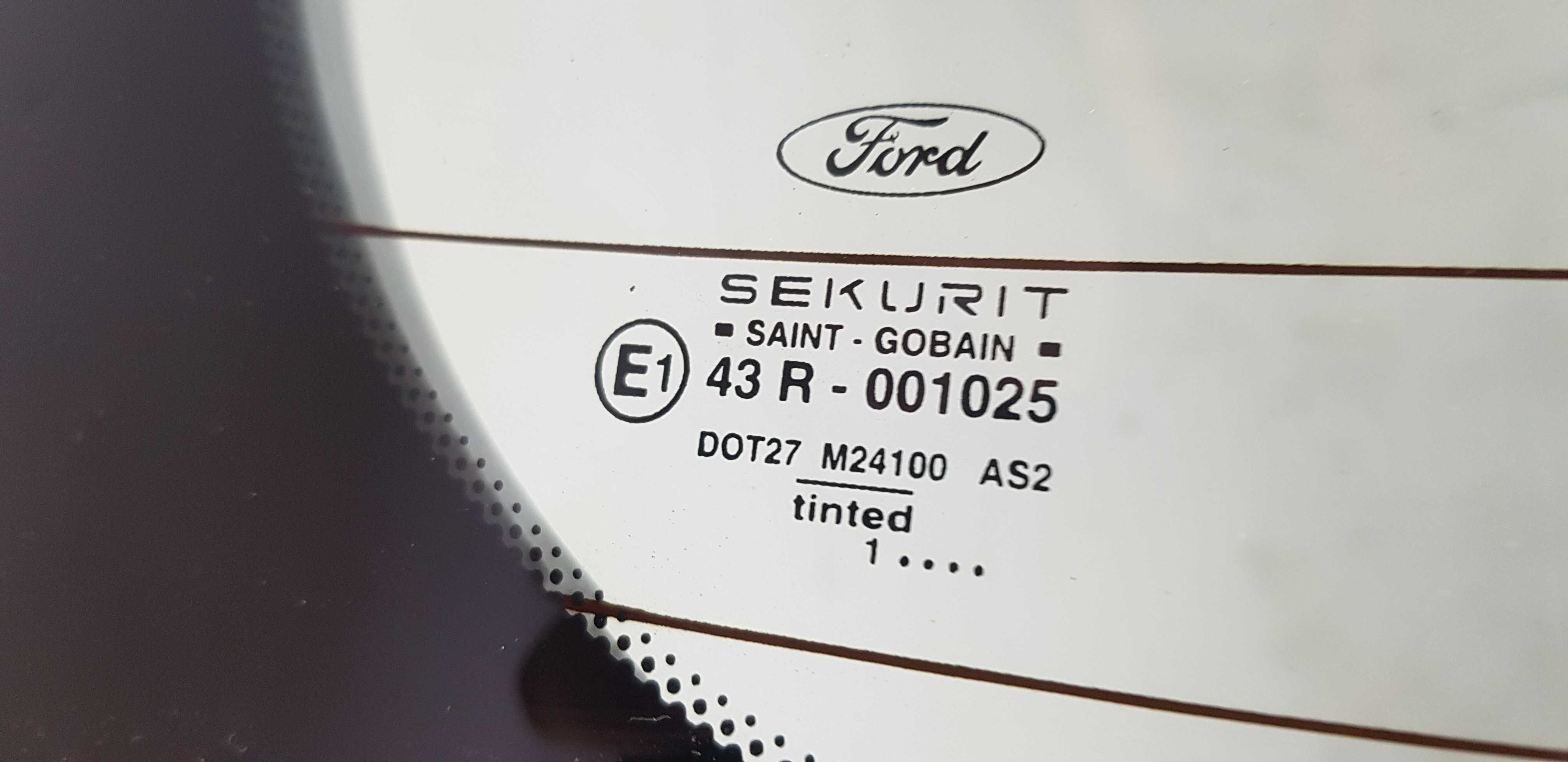 Ford Mondeo MK3 HB Klapa Pokrywa Bagażnika Tył Tylna Lakier 60