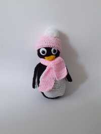 Pluszak pingwinek na szydełku hand made prezent na dzień dziecka